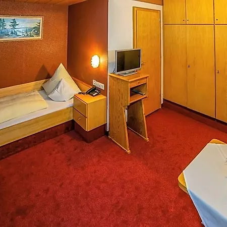 Kneipp-kurhotel Emilie Hotel 3*